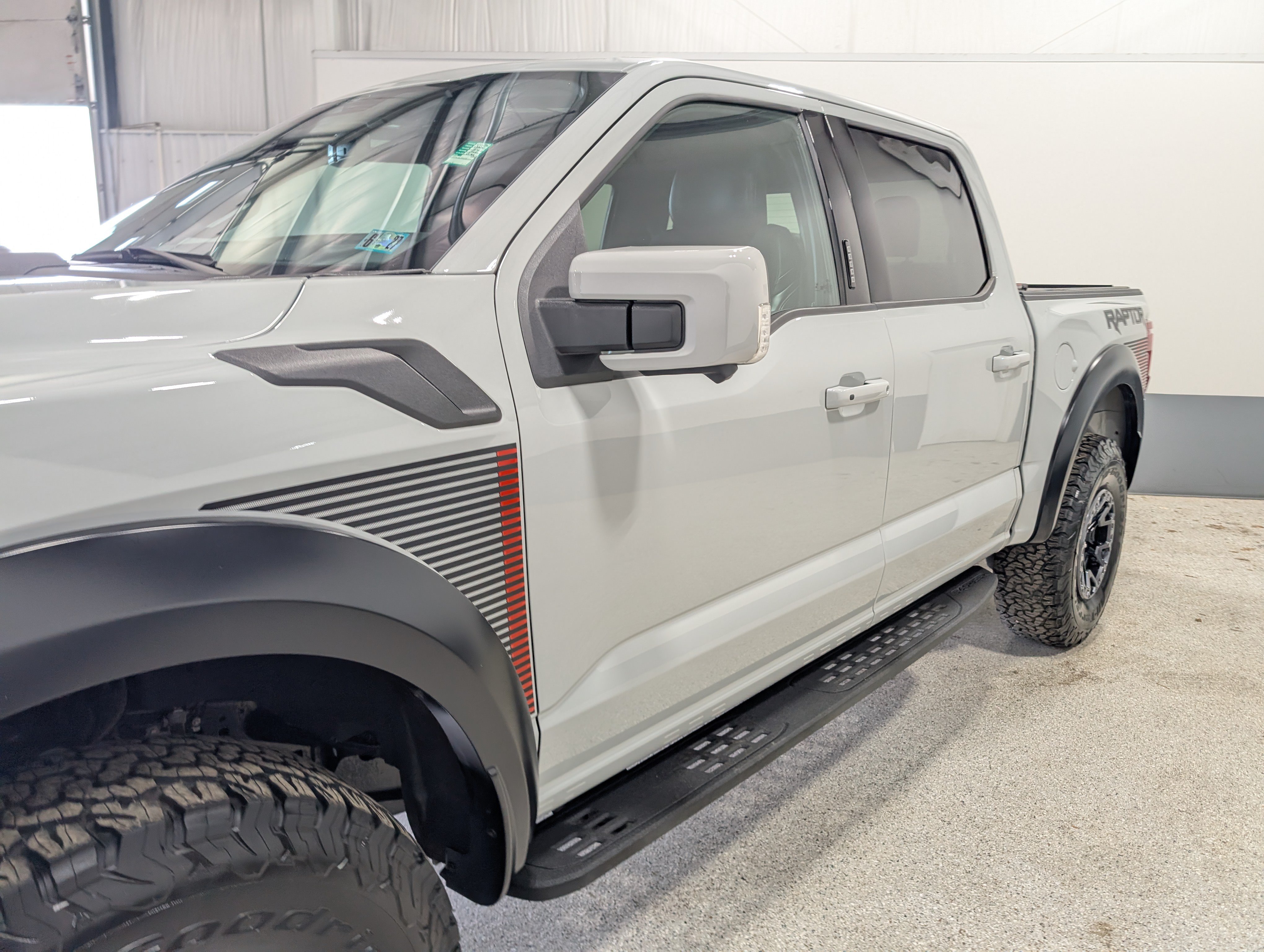 Used 2024 Ford F150 Raptor w/ Equipment Group 803A Raptor R AWD/4WD image 7