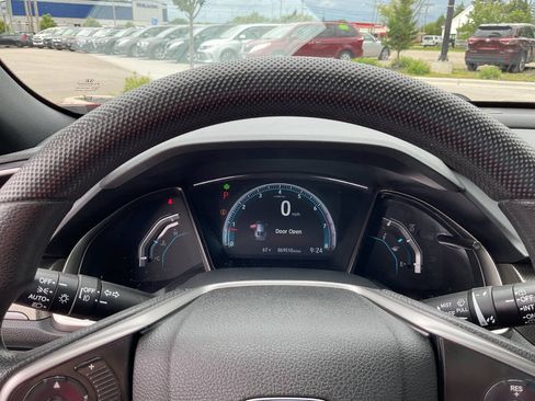 Used 2018 Honda Civic EX image 19