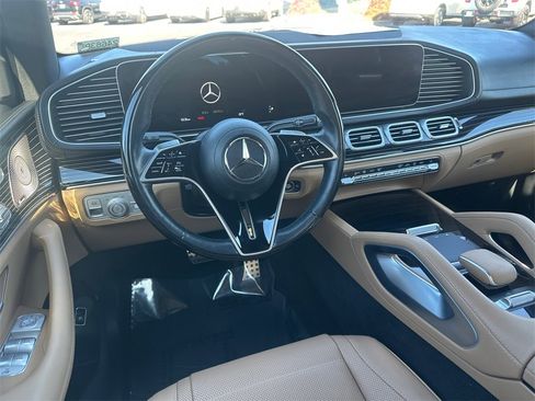 Certified 2024 Mercedes-Benz GLS 450 4MATIC image 25