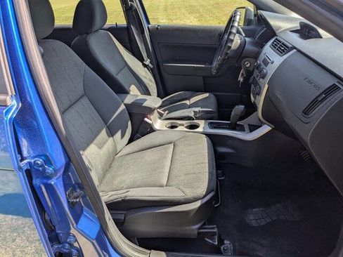 Used 2010 Ford Focus SE image 31