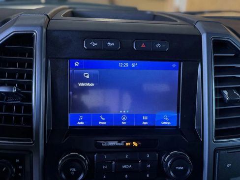 Used 2020 Ford F150 XLT w/ Equipment Group 302A Luxury AWD/4WD image 32