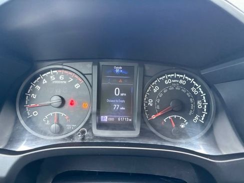 Used 2019 Toyota Tacoma SR w/ SR Convenience Package RWD image 16
