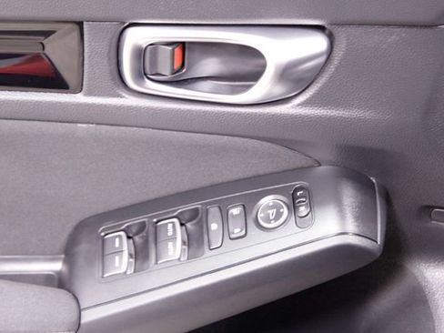 Certified 2023 Honda Civic EX image 23