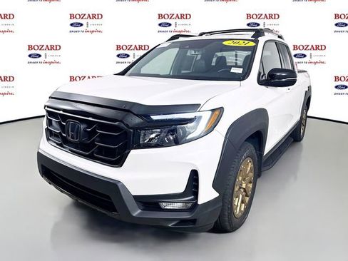 Used 2021 Honda Ridgeline Black Edition image 4
