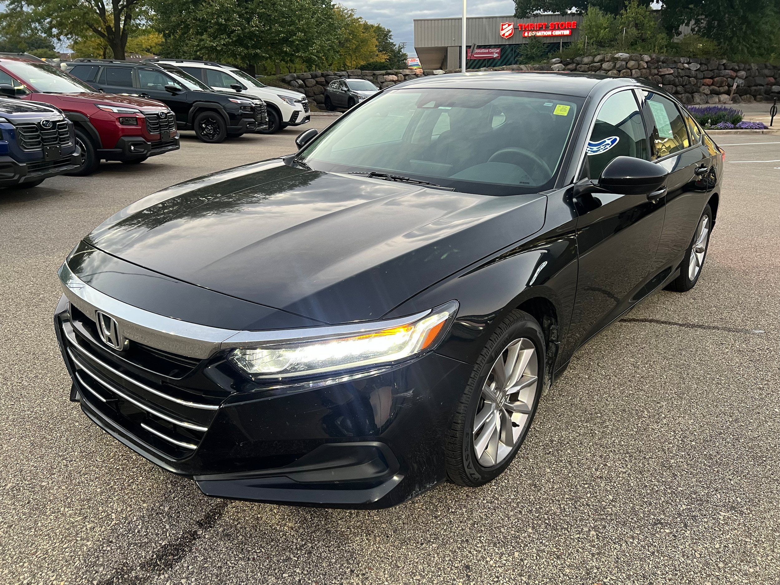 Used 2022 Honda Accord LX image 3