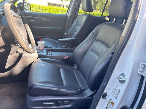 Used 2022 Honda Ridgeline RTL-E image 9