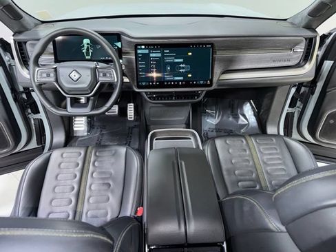 Used 2023 Rivian R1T Adventure AWD/4WD image 15