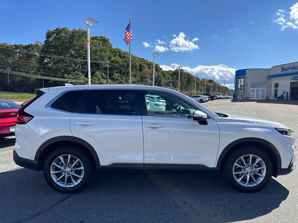 Used 2026 Honda CR-V EX image 3