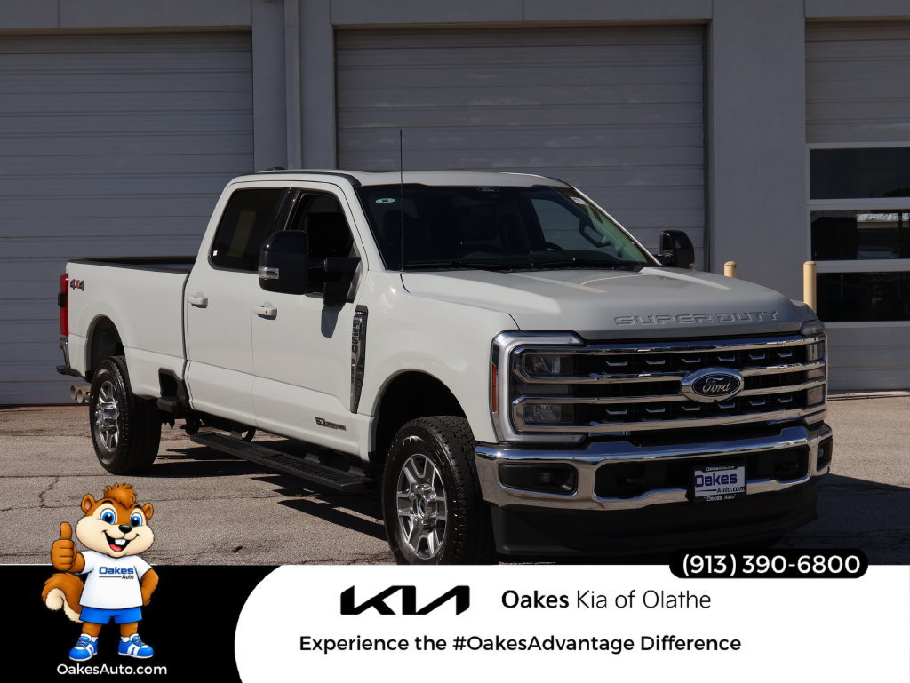 Used 2025 Ford F350 Lariat w/ Camper Package AWD/4WD image 1