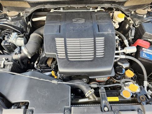 Certified 2021 Subaru Forester Limited image 32