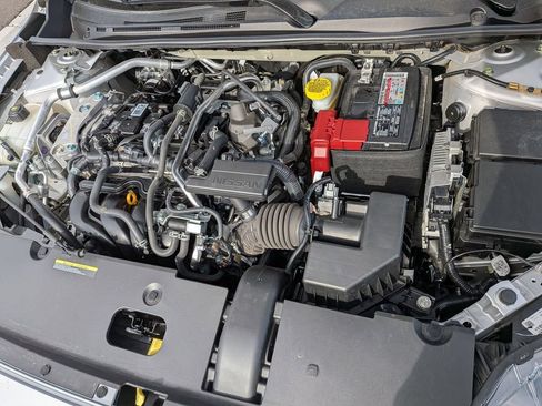 Used 2022 Nissan Sentra SV FWD image 23