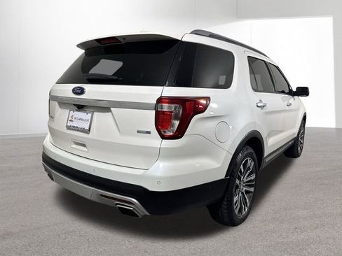 Used 2017 Ford Explorer Platinum image 35