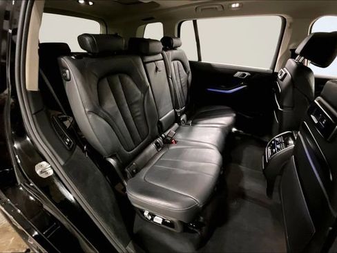 Used 2021 BMW X7 xDrive40i w/ Luxury Seating Package AWD/4WD image 27
