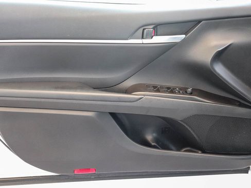 Used 2023 Toyota Camry SE w/ Protection Package (Q2) (TMS) FWD image 23