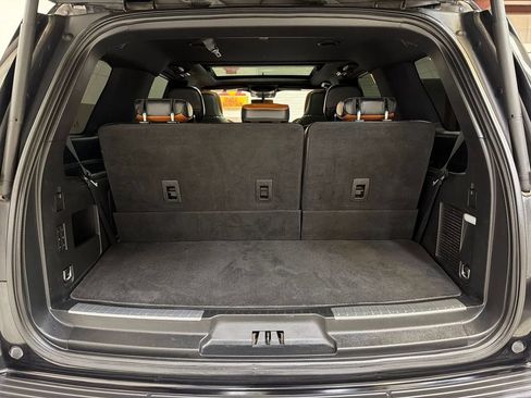 Used 2019 Lincoln Navigator Reserve AWD/4WD image 52