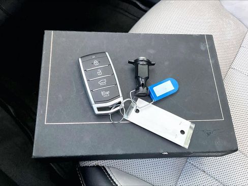 Used 2019 Genesis G80 3.3T Sport image 14