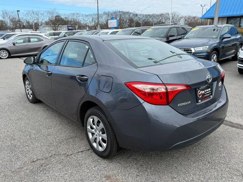 Used 2019 Toyota Corolla LE image 10