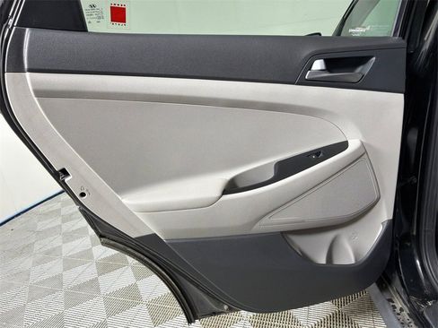 Used 2017 Hyundai Tucson SE image 21