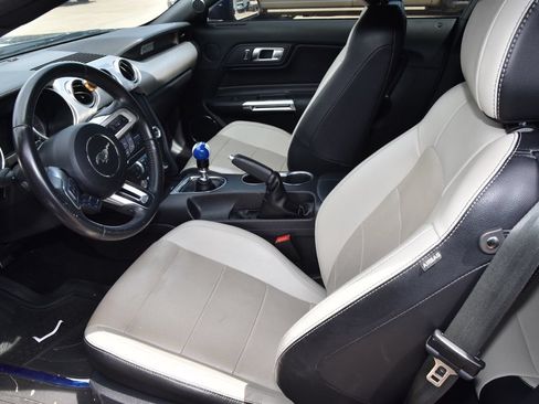 Used 2019 Ford Mustang Premium w/ Enhanced Security Package RWD image 11