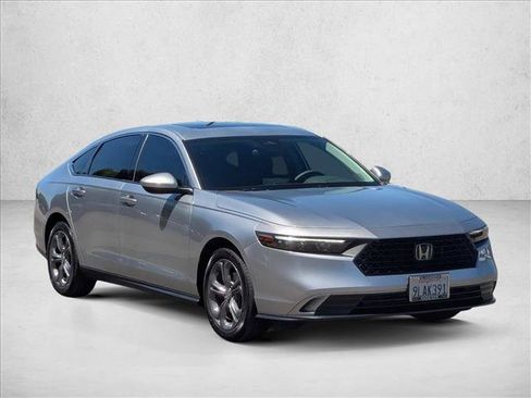 Used 2024 Honda Accord EX image 3