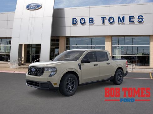 New 2025 Ford Maverick XLT w/ XLT Luxury Package FWD image 1