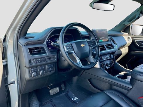 Used 2024 Chevrolet Tahoe LT w/ LT Signature Package image 9