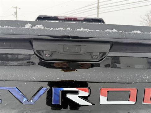 Used 2023 Chevrolet Silverado 1500 LTZ w/ Z71 Off-Road Package image 28