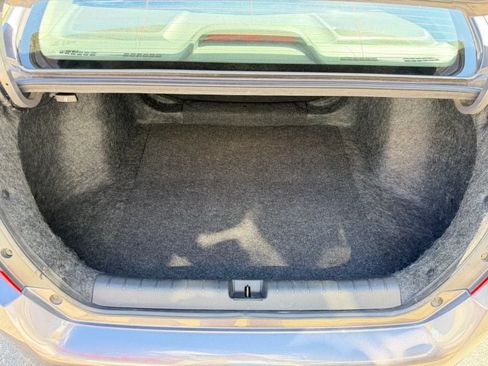 Used 2017 Honda Civic LX image 31