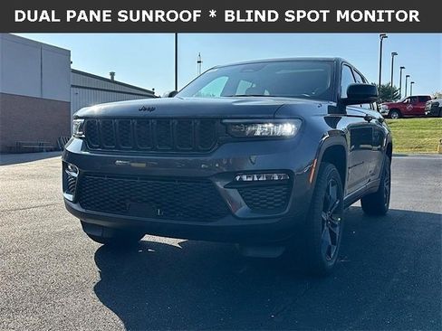 New 2025 Jeep Grand Cherokee Limited image 2