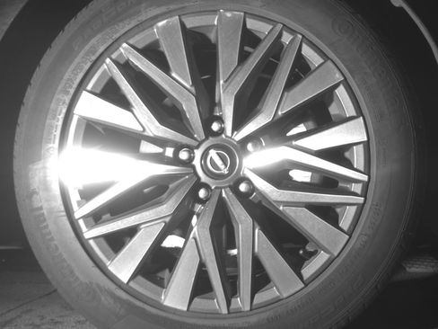 Used 2025 Nissan Altima 2.5 SV FWD image 13