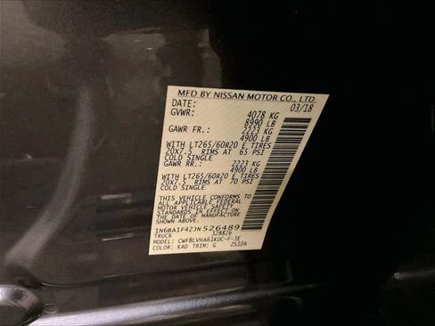 Used 2018 Nissan Titan SL w/ Chrome Package AWD/4WD image 33