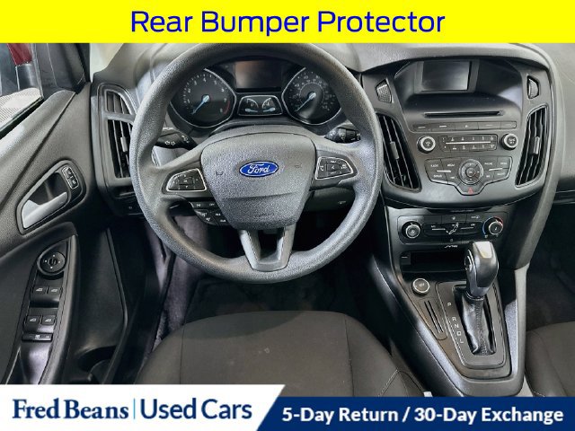 Used 2016 Ford Focus SE w/ SE Power Seat Package FWD image 26