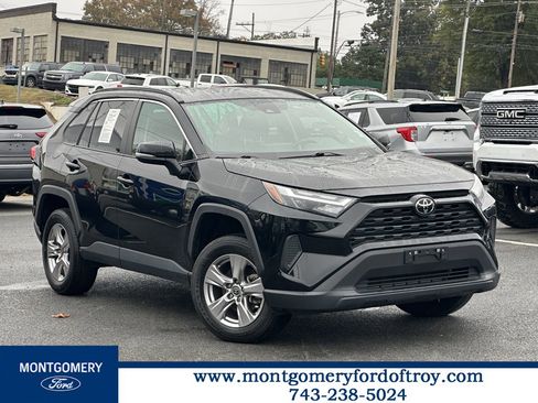 Used 2023 Toyota RAV4 XLE image 1