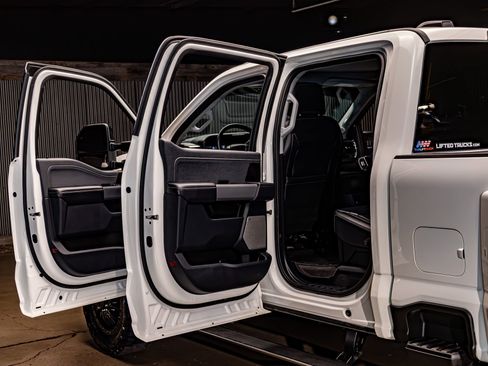 Used 2024 Ford F350 Lariat w/ Lariat Ultimate Package image 30