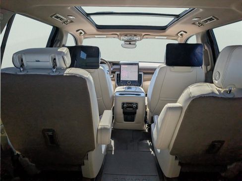 New 2026 GMC Yukon Denali w/ Denali Reserve Package AWD/4WD image 19