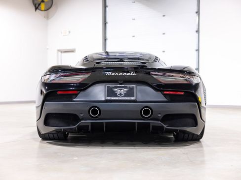 Used 2022 Maserati MC20 Coupe image 5