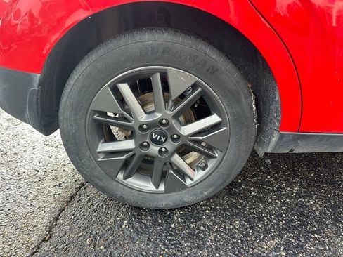 Used 2021 Kia Soul EX image 34