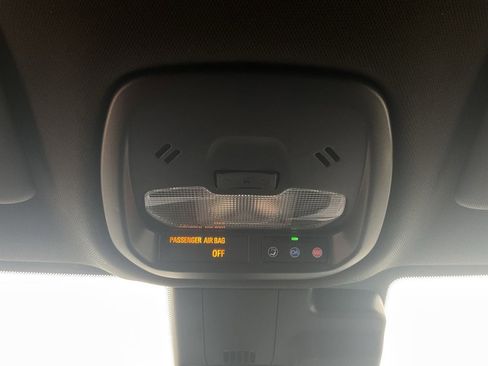 Used 2025 Buick Envista Preferred FWD image 16