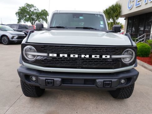 Certified 2023 Ford Bronco Wildtrak image 2