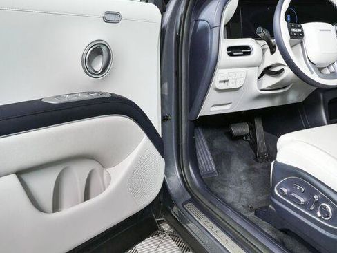 Certified 2026 Hyundai Palisade Calligraphy FWD image 7