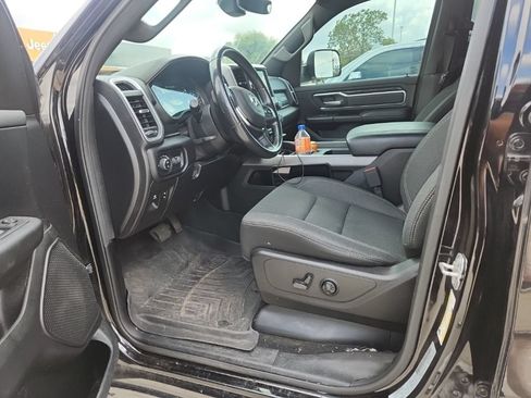 Used 2019 RAM 1500 Big Horn AWD/4WD image 16