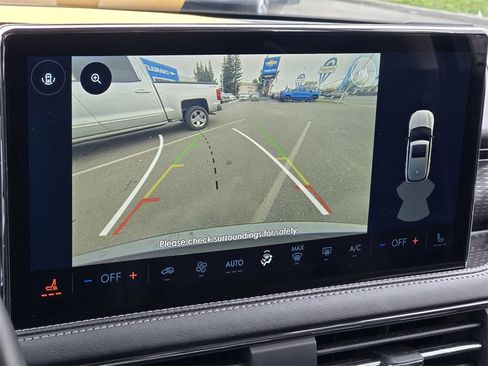 Used 2023 Lincoln Corsair Reserve w/ Jet Appearance Package image 15