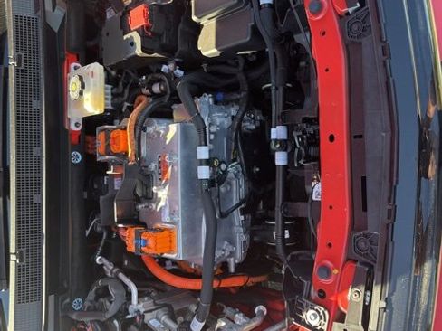 New 2025 Chevrolet Equinox EV RS image 31