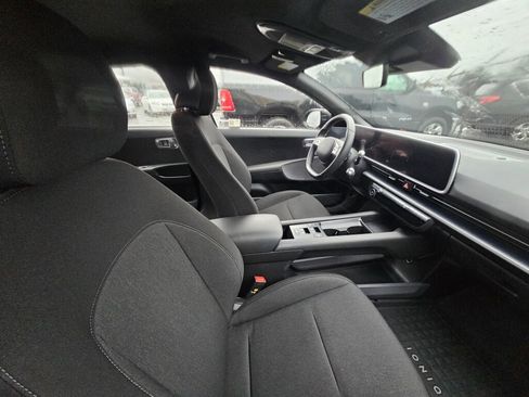 Used 2024 Hyundai Ioniq 6 SE image 10