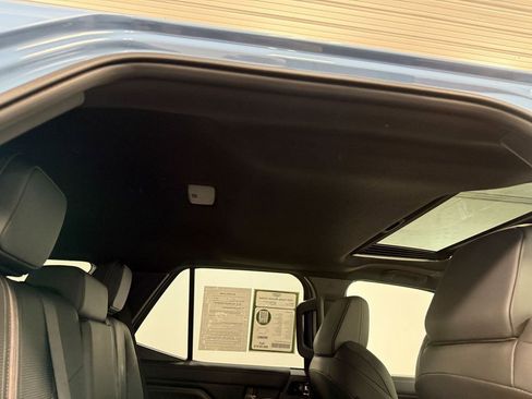 Used 2025 Toyota 4Runner Limited w/ Tow Technology Package image 16