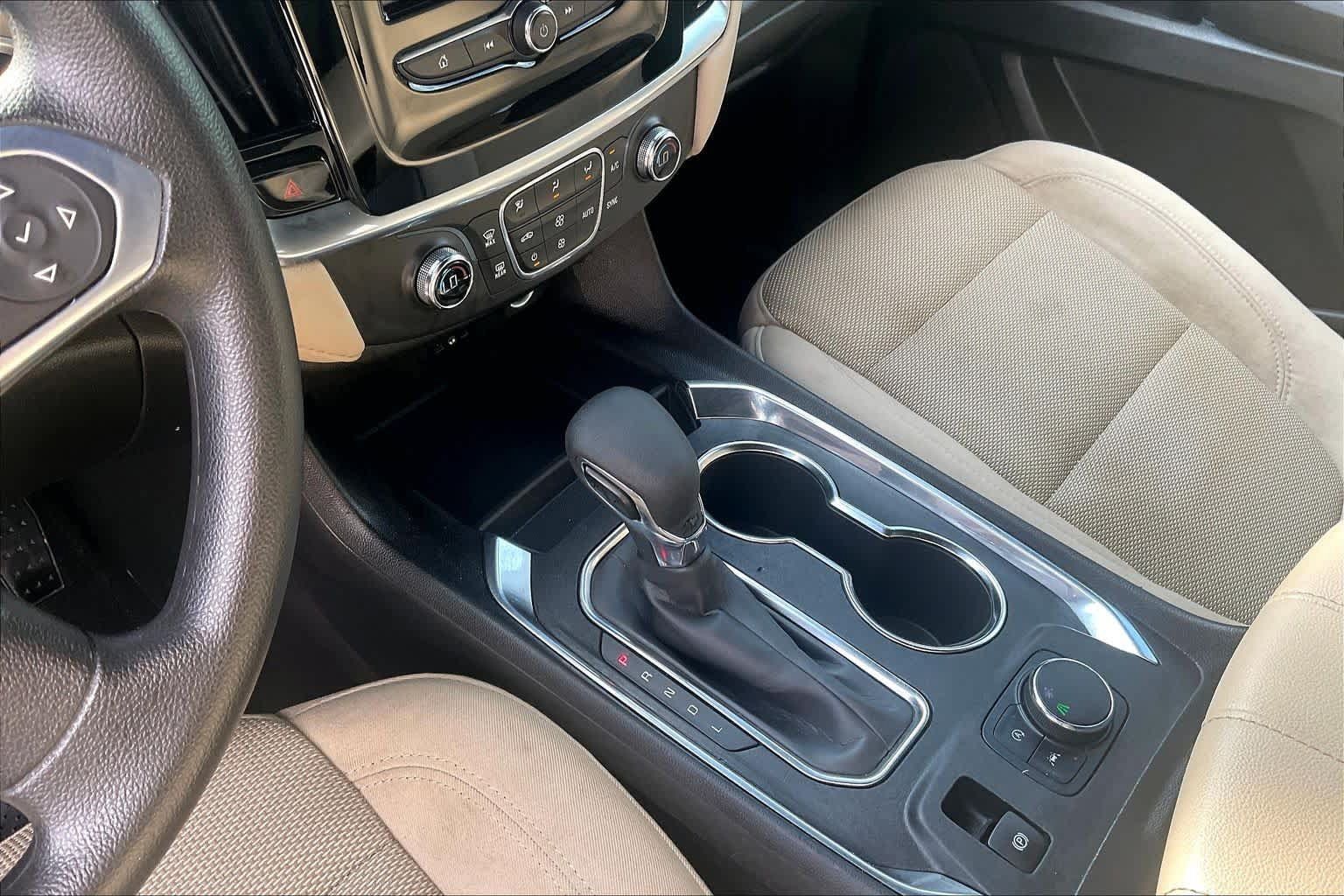 Used 2023 Chevrolet Traverse LS w/ Safety Package FWD image 16
