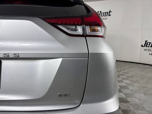 Used 2024 Mitsubishi Eclipse Cross SEL AWD/4WD image 34