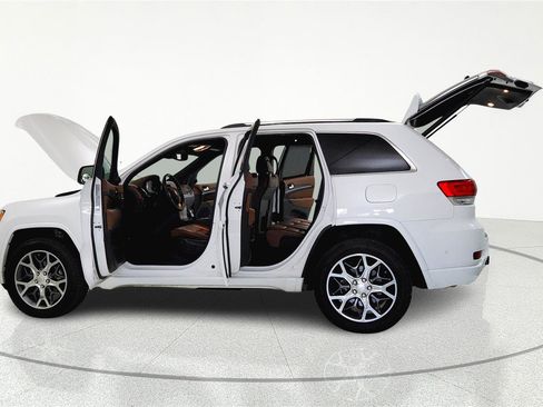 Used 2021 Jeep Grand Cherokee Overland image 42