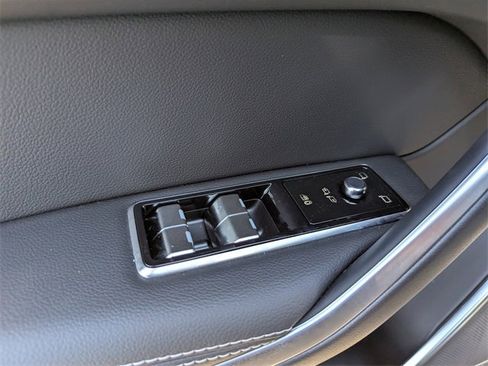 New 2026 Jaguar F-PACE R-Dynamic S image 22