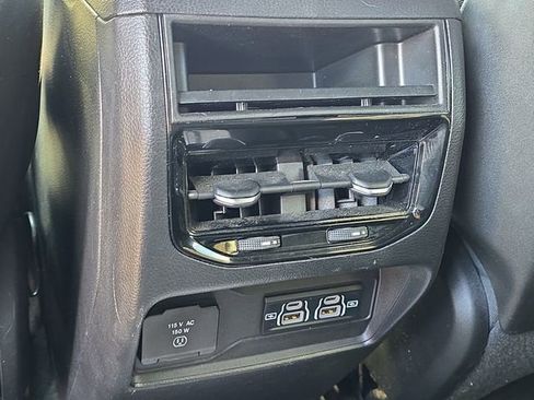 Certified 2023 Jeep Grand Cherokee Altitude image 28